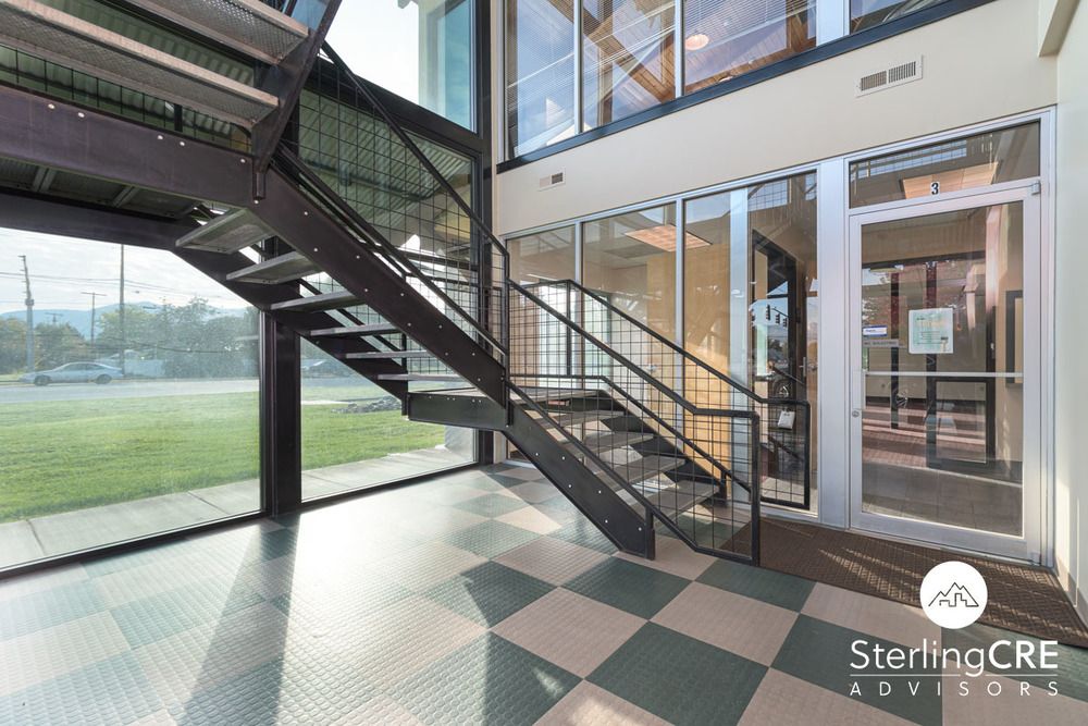 Office/Medical/Retail Suite on the Corner of Reserve and 3rd St: 515 S Reserve St Ste 3, Missoula, MT 59801